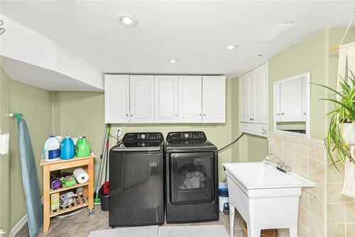 1468 King Street E, Hamilton, ON - Indoor Photo Showing Laundry Room