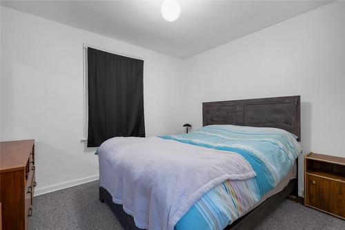 65 Uplands Avenue, Hamilton, ON - Indoor Photo Showing Bedroom