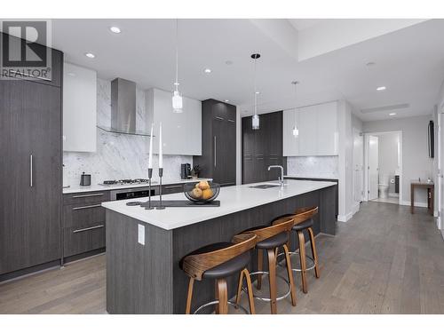 60X 655 W 41Th Avenue, Vancouver, BC - Indoor Photo Showing Kitchen With Upgraded Kitchen