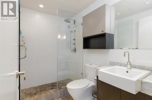 3802 1372 Seymour Street, Vancouver, BC - Indoor Photo Showing Bathroom