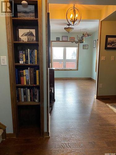 2015 1St Street N, Rockglen, SK - Indoor Photo Showing Other Room