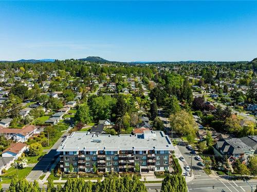 308-1588 North Dairy Rd, Saanich, BC - Outdoor With View
