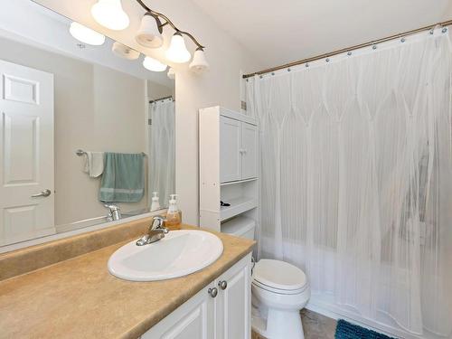 208-866 Goldstream Ave, Langford, BC - Indoor Photo Showing Bathroom