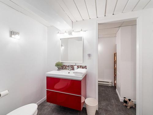 Salle de bains - 130 Rue Larouche, Cowansville, QC - Indoor Photo Showing Bathroom