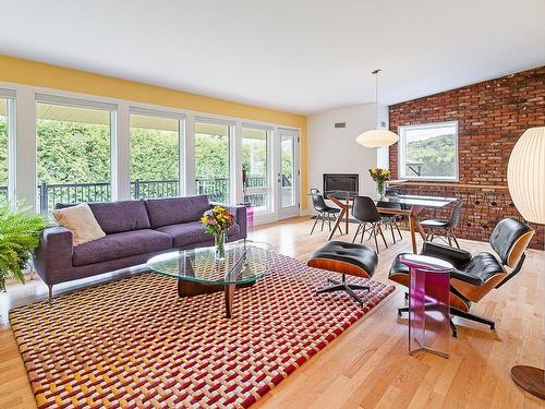 Salon - 130 Rue Larouche, Cowansville, QC - Indoor Photo Showing Living Room