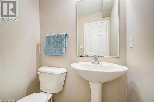 285 Old Huron Road Unit# 10, Kitchener, ON - Indoor Photo Showing Bathroom