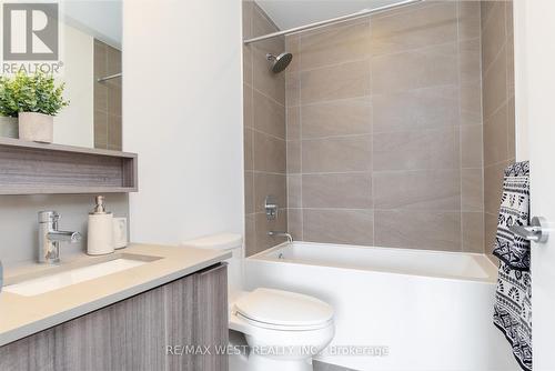 4201 - 898 Portage Parkway, Vaughan, ON - Indoor Photo Showing Bathroom