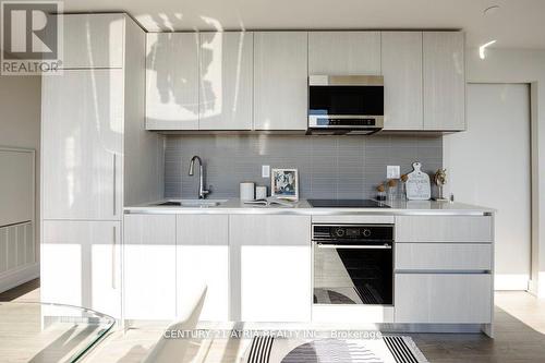 4003 - 8 Cumberland Street, Toronto, ON - Indoor Photo Showing Kitchen With Upgraded Kitchen