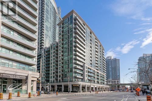 2710 - 19 Grand Trunk Crescent, Toronto, ON - Outdoor With Facade