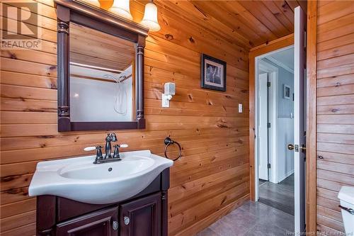 4636 Route 111, Upperton, NB - Indoor Photo Showing Bathroom