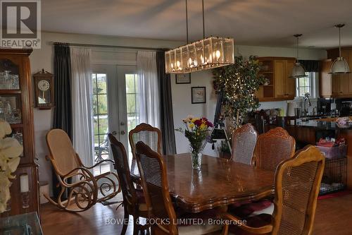 2253 Wallace Point Road, Otonabee-South Monaghan, ON - Indoor Photo Showing Dining Room