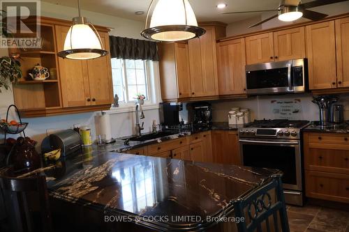 2253 Wallace Point Road, Otonabee-South Monaghan, ON - Indoor Photo Showing Kitchen