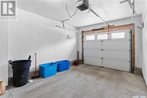 303 615 Lynd Crescent, Saskatoon, SK - Indoor Photo Showing Garage