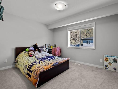 172-2683 Ord Rd, Kamloops, BC - Indoor Photo Showing Bedroom