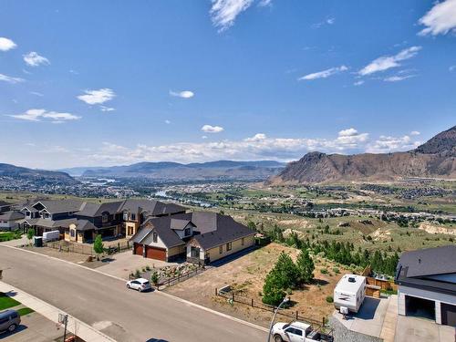 1348 Myra Place, Kamloops, BC 