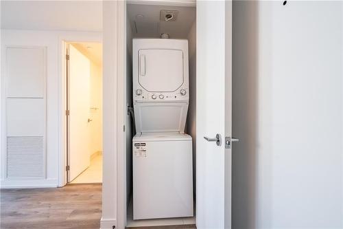 1 Jarvis Street|Unit #513, Hamilton, ON - Indoor Photo Showing Laundry Room