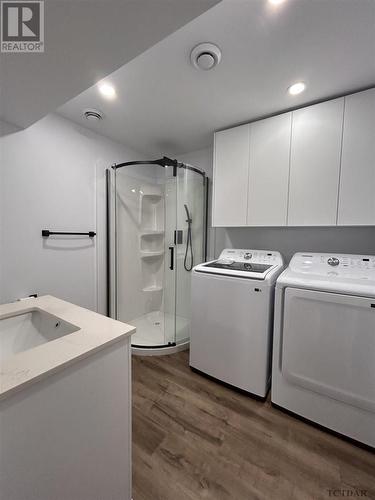 89 Mundy Ave, Kapuskasing, ON - Indoor Photo Showing Laundry Room