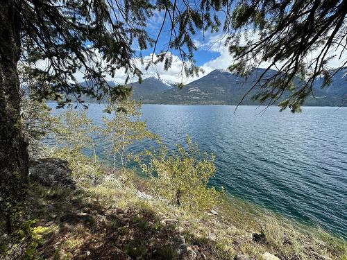 5152 Amundsen Road, Kaslo, BC - Outdoor With Body Of Water With View