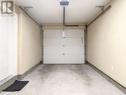 7600 Cottonwood Drive Unit# 39, Osoyoos, BC - Indoor Photo Showing Garage