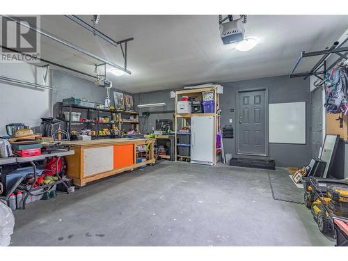 1085 Caledonia Way, West Kelowna, BC - Indoor Photo Showing Garage