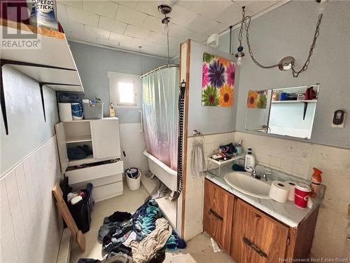 147 Union Street, Woodstock, NB - Indoor Photo Showing Laundry Room