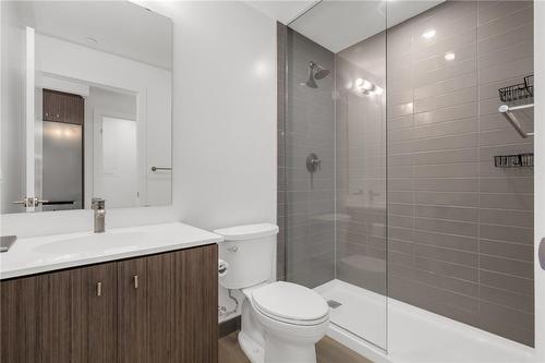 15 Wellington Street S|Unit #605, Kitchener, ON - Indoor Photo Showing Bathroom