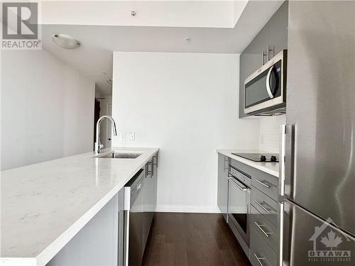 805 Carling Avenue Unit#3601, Ottawa, ON - Indoor Photo Showing Kitchen With Upgraded Kitchen