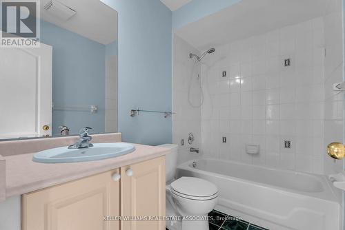 1 - 833 Scollard Court, Mississauga, ON - Indoor Photo Showing Bathroom