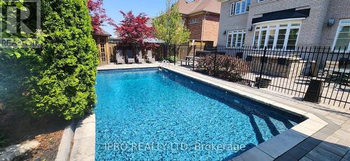 36 Cachet Court, Brampton, ON - Outdoor With In Ground Pool