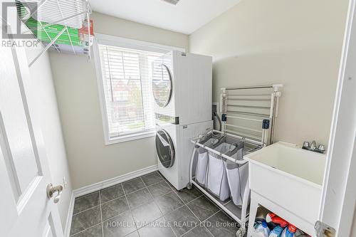 108 Abigail Crescent, Caledon, ON - Indoor Photo Showing Laundry Room