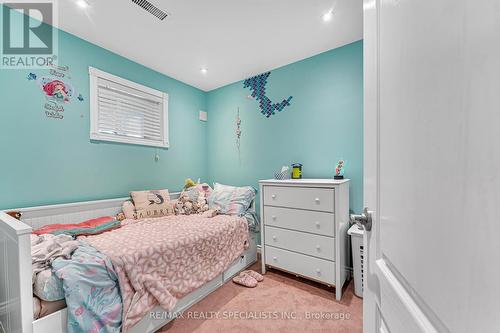 28 Princess Point Drive, Wasaga Beach, ON - Indoor Photo Showing Bedroom