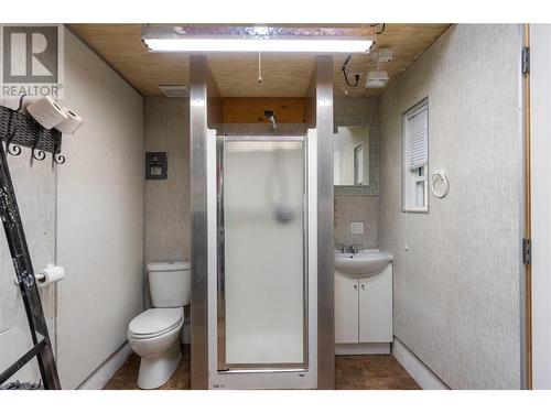 3453 Cessna Road Unit# 87, Enderby, BC - Indoor Photo Showing Bathroom