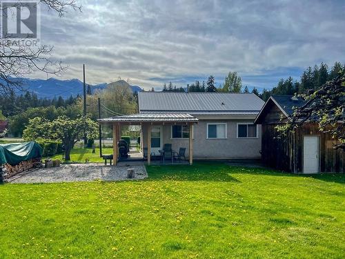 1610 Eastman Avenue, Riondel, BC - Outdoor