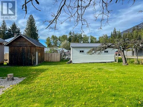 1610 Eastman Avenue, Riondel, BC - Outdoor