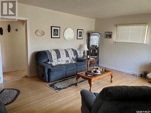 2155 Wascana Street, Regina, SK - Indoor Photo Showing Living Room