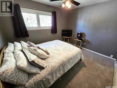 2853 Rothwell Street, Regina, SK - Indoor Photo Showing Bedroom