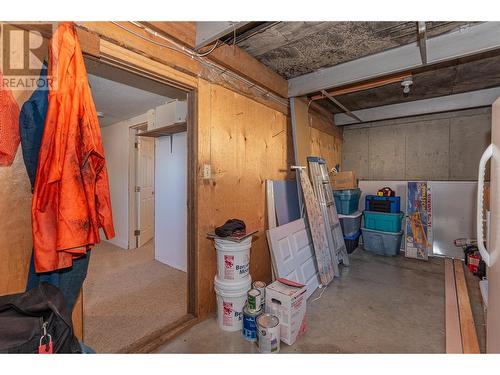 1209 Shuswap Avenue, Sicamous, BC - Indoor Photo Showing Basement