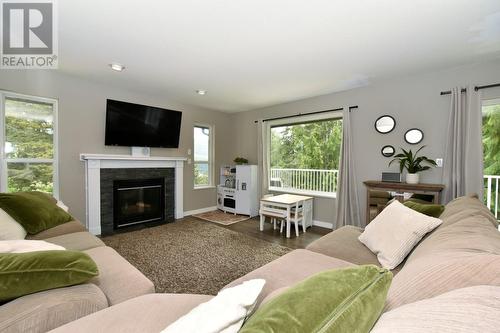 2406 Forest Drive, Blind Bay, BC - Indoor Photo Showing Living Room With Fireplace