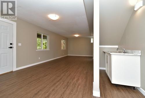 2406 Forest Drive, Blind Bay, BC - Indoor Photo Showing Other Room