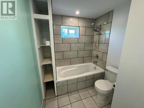 76 Halliford Avenue, Princeton, BC - Indoor Photo Showing Bathroom