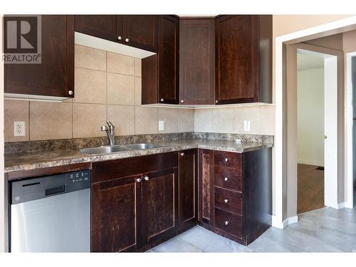 791 Freeman Street, Prince George, BC - Indoor Photo Showing Kitchen With Double Sink