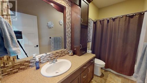 11716 96A Street, Fort St. John, BC - Indoor Photo Showing Bathroom