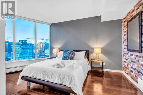 3705 689 Abbott Street, Vancouver, BC - Indoor Photo Showing Bedroom