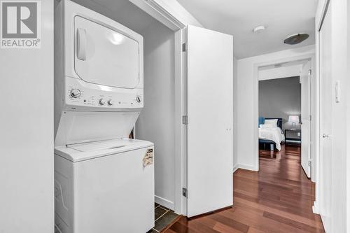 3705 689 Abbott Street, Vancouver, BC - Indoor Photo Showing Laundry Room