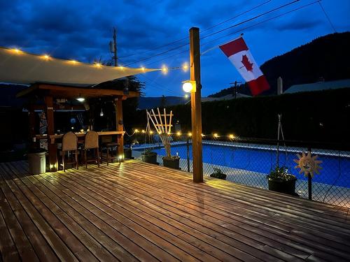3320 Lilac Crescent, Trail, BC - Outdoor With In Ground Pool