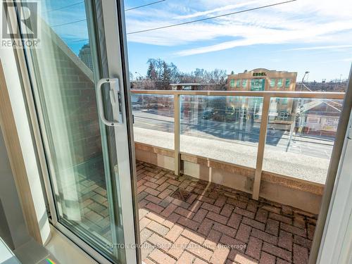 309 - 1 Clairtrell Road, Toronto, ON - Outdoor With Balcony