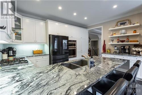 125 Damselfly Way, Ottawa, ON - Indoor Photo Showing Kitchen With Double Sink