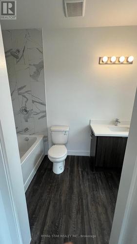 404 - 408 Dundas Street S, Cambridge, ON - Indoor Photo Showing Bathroom