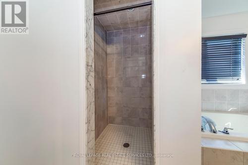 127 Elm Street, Southgate, ON - Indoor Photo Showing Bathroom
