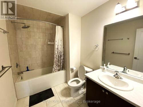 1 Ritchie Lane, Hamilton, ON - Indoor Photo Showing Bathroom